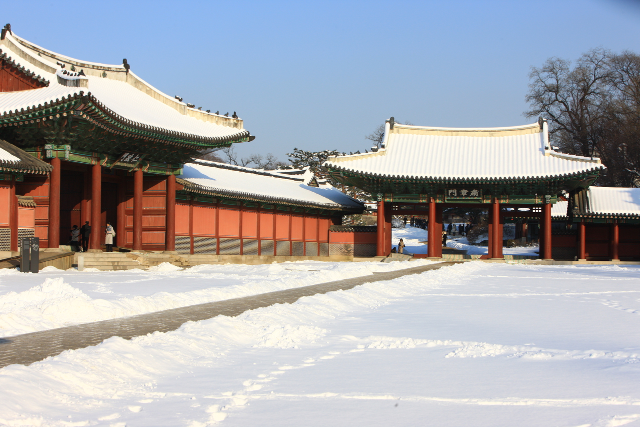 창덕궁 인정문 사진